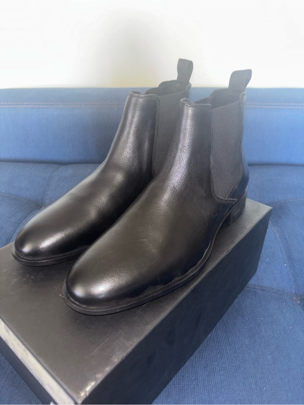 BOSS Theon Black Leather Chelsea Boot -Sz 10 - $250 MSRP - Made in Portugal